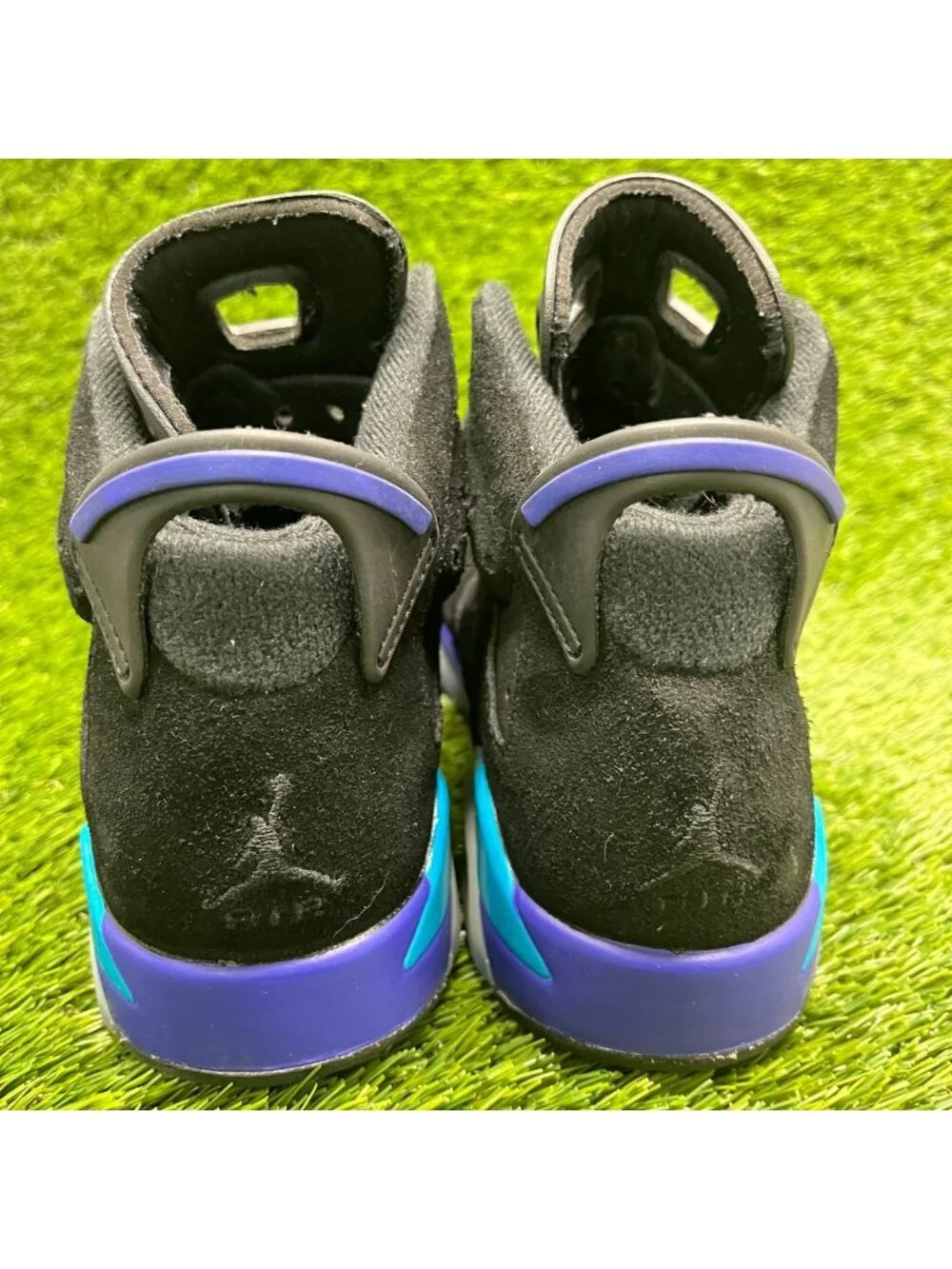Nike Air Jordan 6 Retro Boys Size 6Y Black Blue Basketball Shoes Sneakers